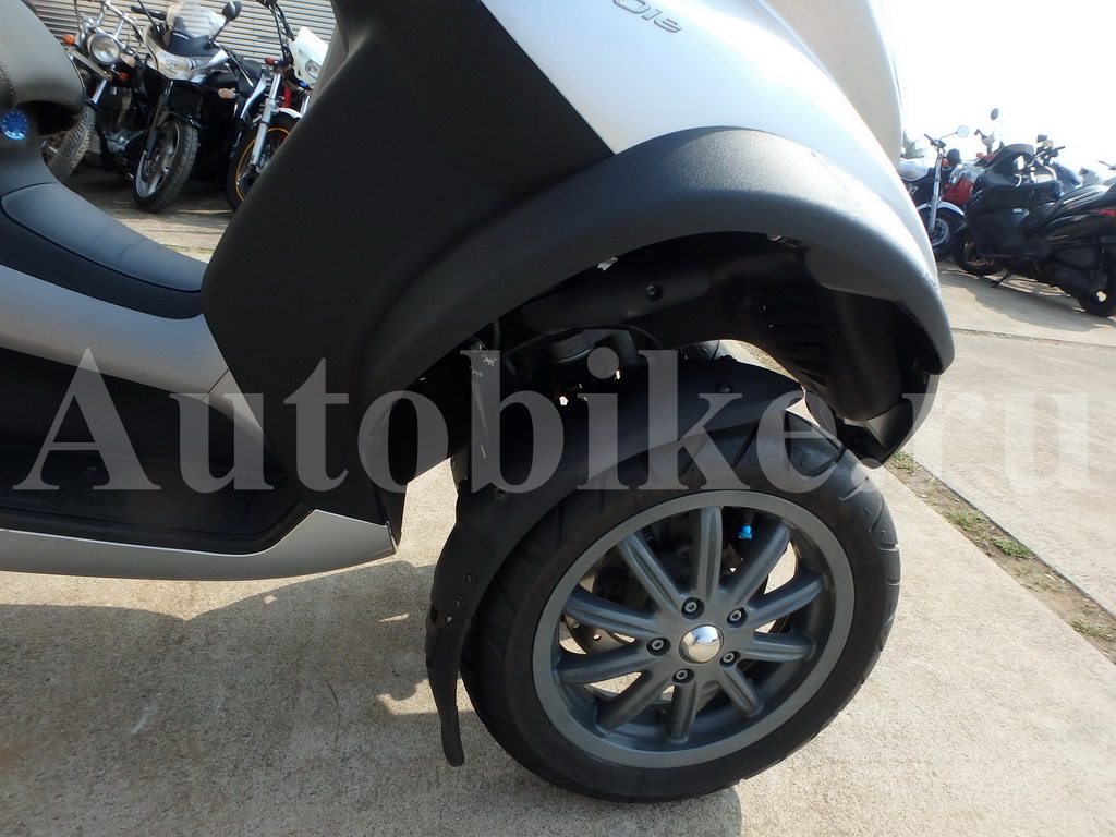 Купить мотоцикл Piaggio MP3 2008 фото 18